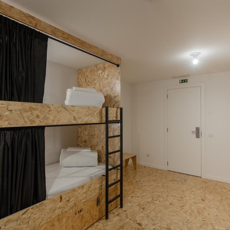 Hostel Conii & Suites Algarve Quarteira Eksteriør billede