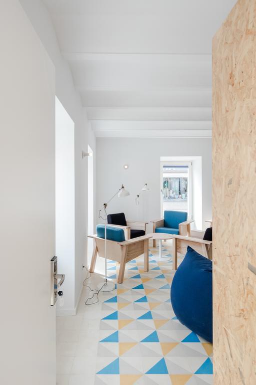 Hostel Conii & Suites Algarve Quarteira Eksteriør billede